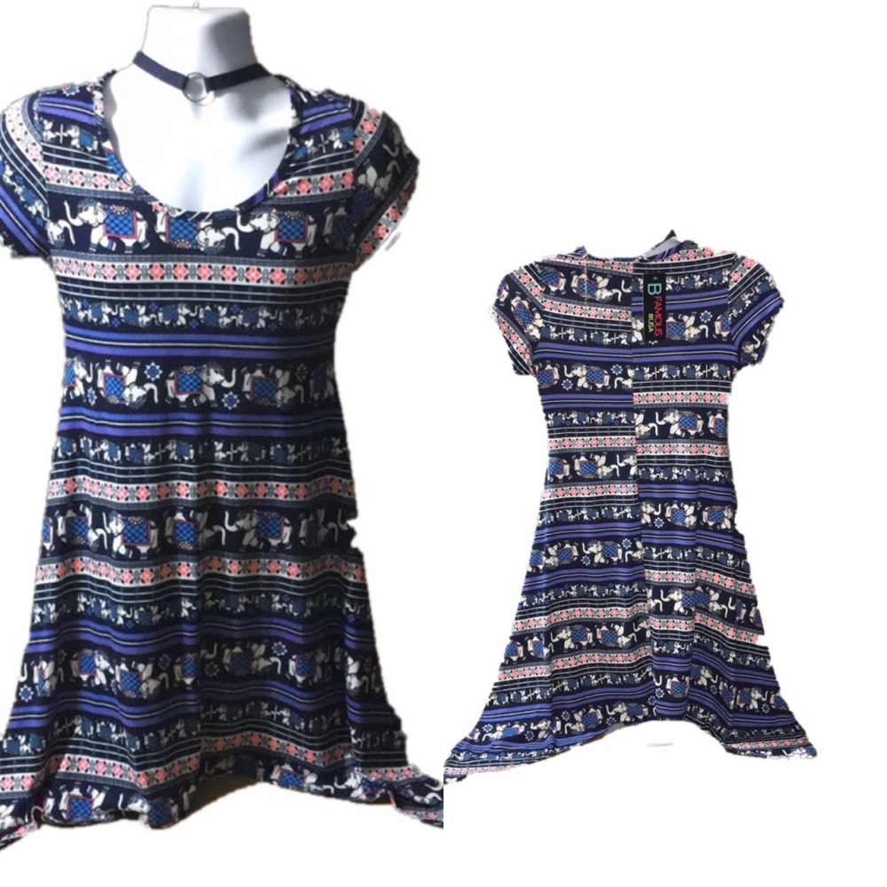 B Famous USA - EUC Butter soft Dress
